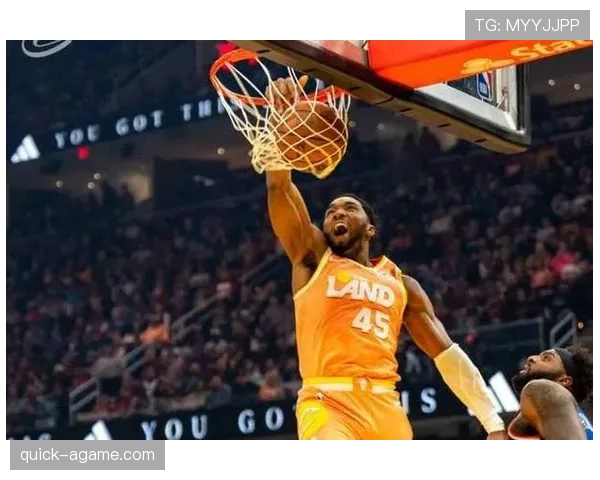 相比上季单打，米切尔挡拆提升得分效率