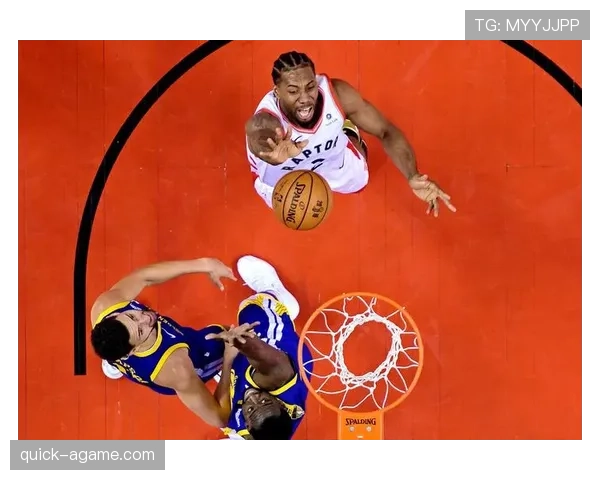 国际篮联与NBA干扰球规则对比分析